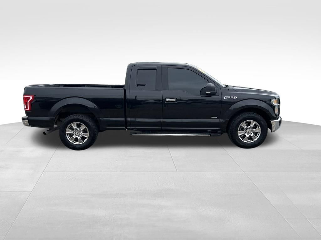 Used 2015 Ford F150 XLT w/ Equipment Group 302A Luxury RWD image 7