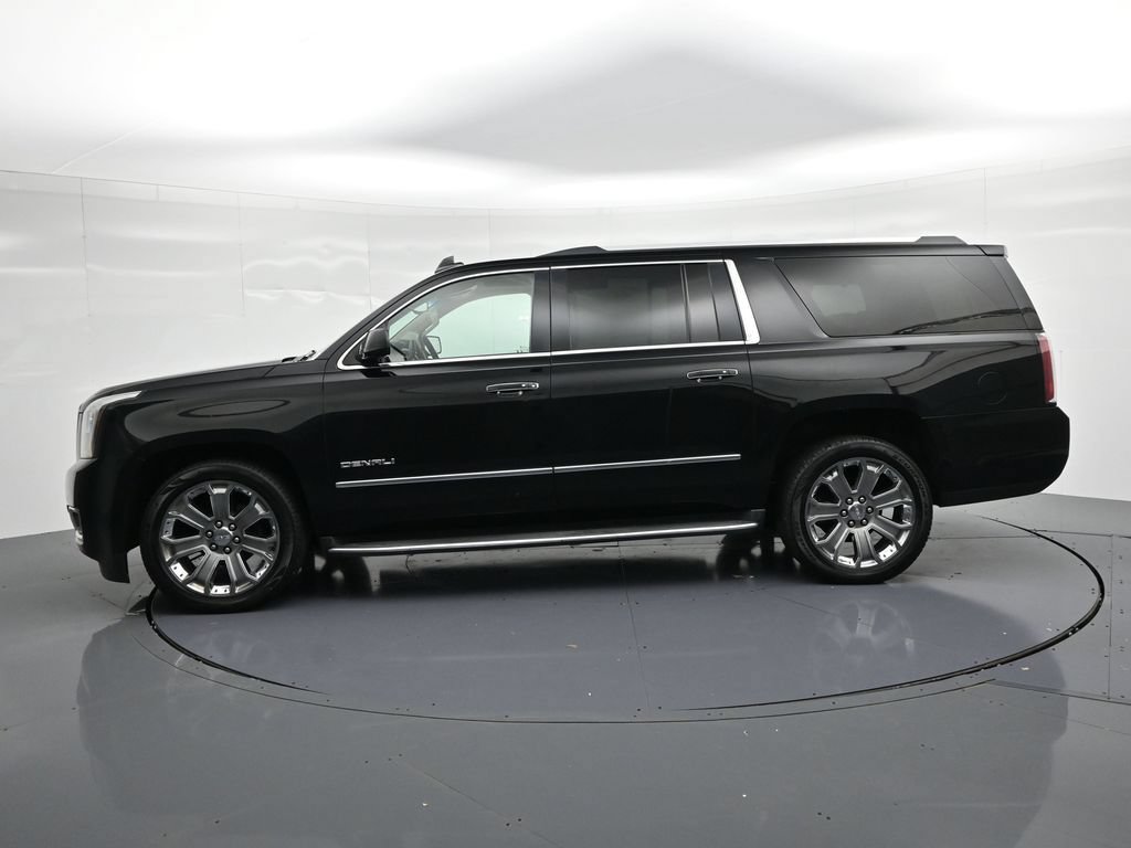 Used 2016 GMC Yukon XL Denali w/ Open Road Package AWD/4WD image 9