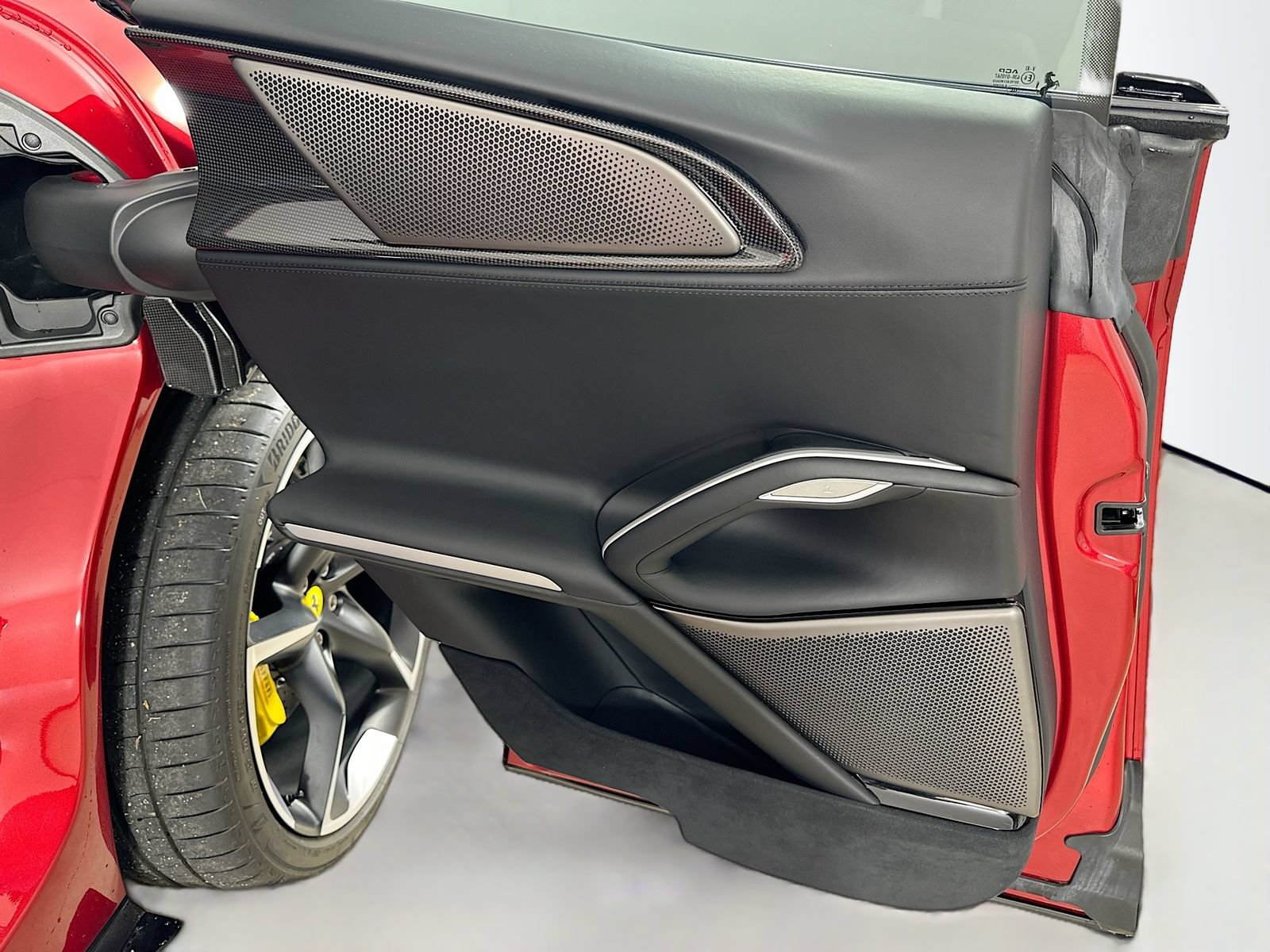 Used 2023 Ferrari Purosangue AWD/4WD image 33