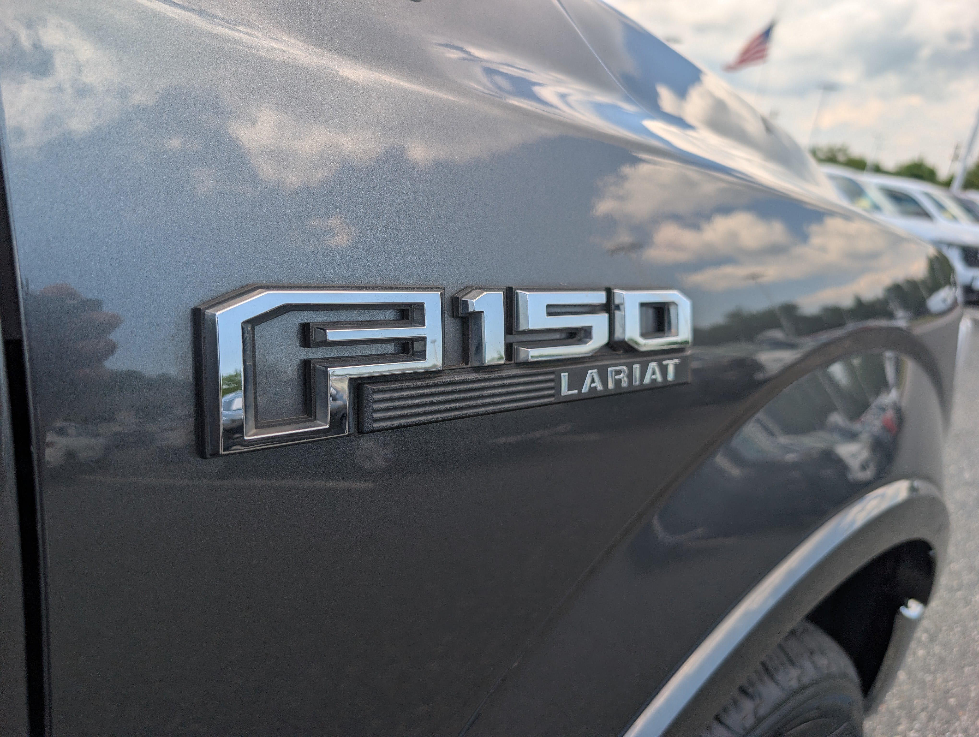 Certified 2019 Ford F150 Lariat w/ Equipment Group 502A Luxury AWD/4WD image 10