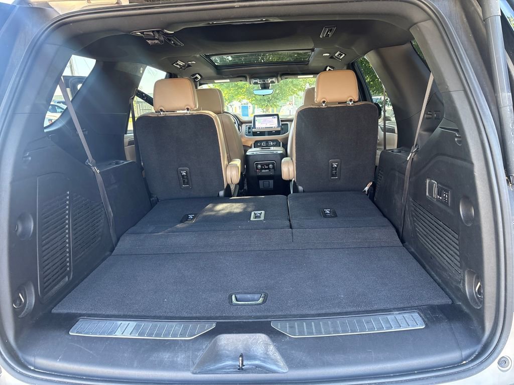 Used 2021 Chevrolet Tahoe Premier w/ Premium Package AWD/4WD image 47