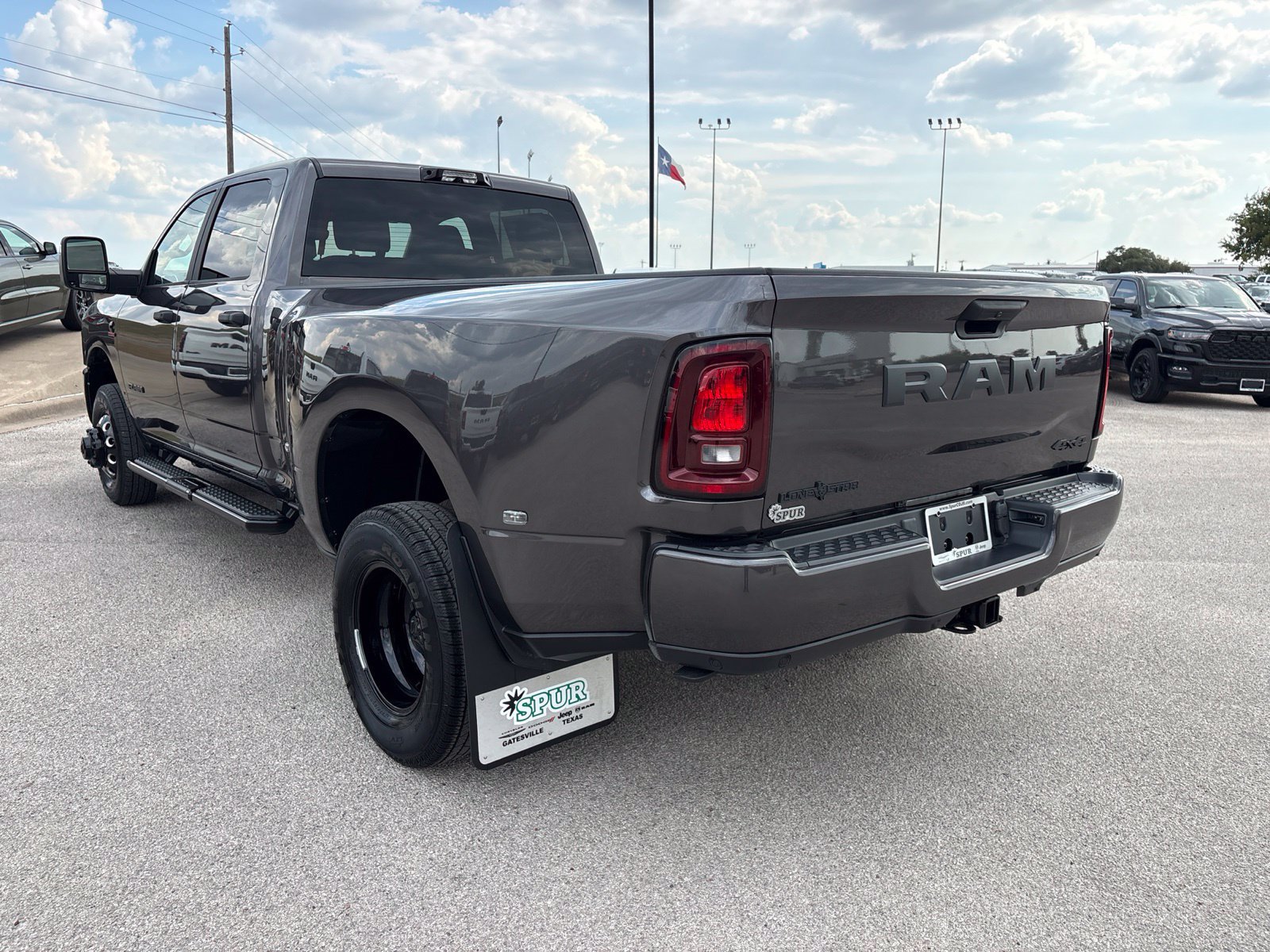 New 2027 RAM 3500 Lone Star AWD/4WD image 4