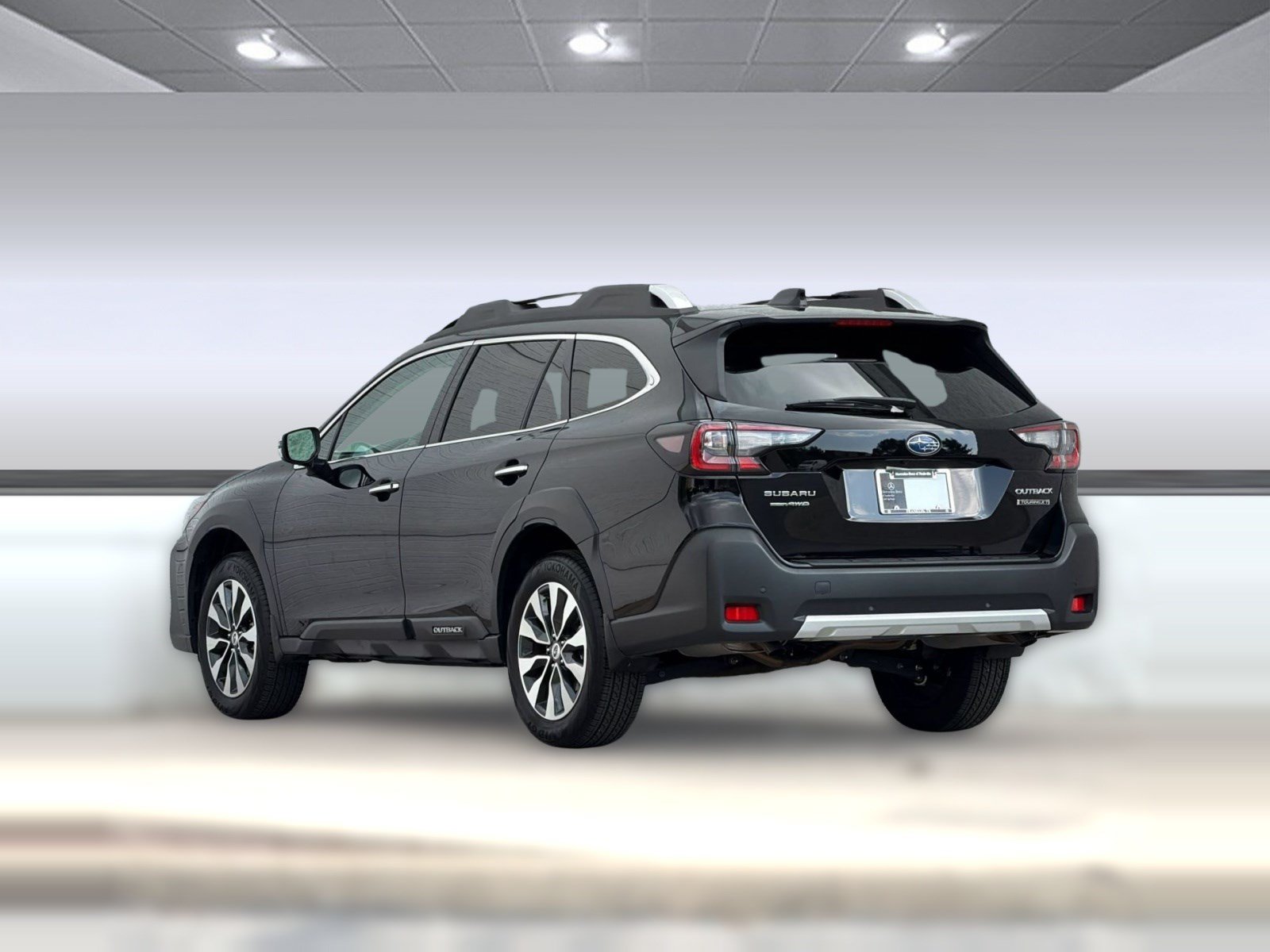 Used 2025 Subaru Outback Touring XT w/ Popular Package #2 AWD/4WD image 3
