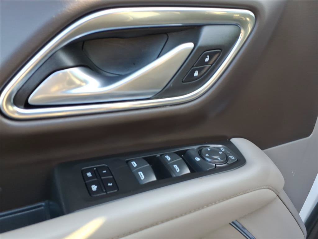 Used 2022 Chevrolet Tahoe LT AWD/4WD image 11