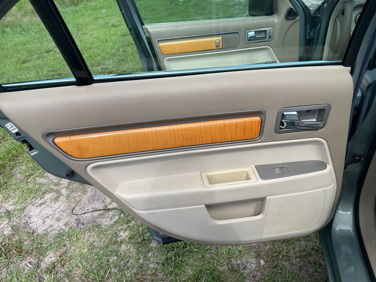 Used 2008 Lincoln MKZ image 19