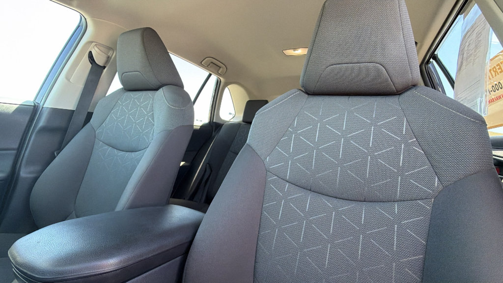 Certified 2025 Toyota RAV4 XLE AWD/4WD image 11