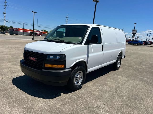New 2026 GMC Savana 2500 w/ Driver Convenience Package RWD image 8