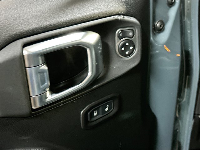 New 2026 Jeep Gladiator Sport AWD/4WD image 17