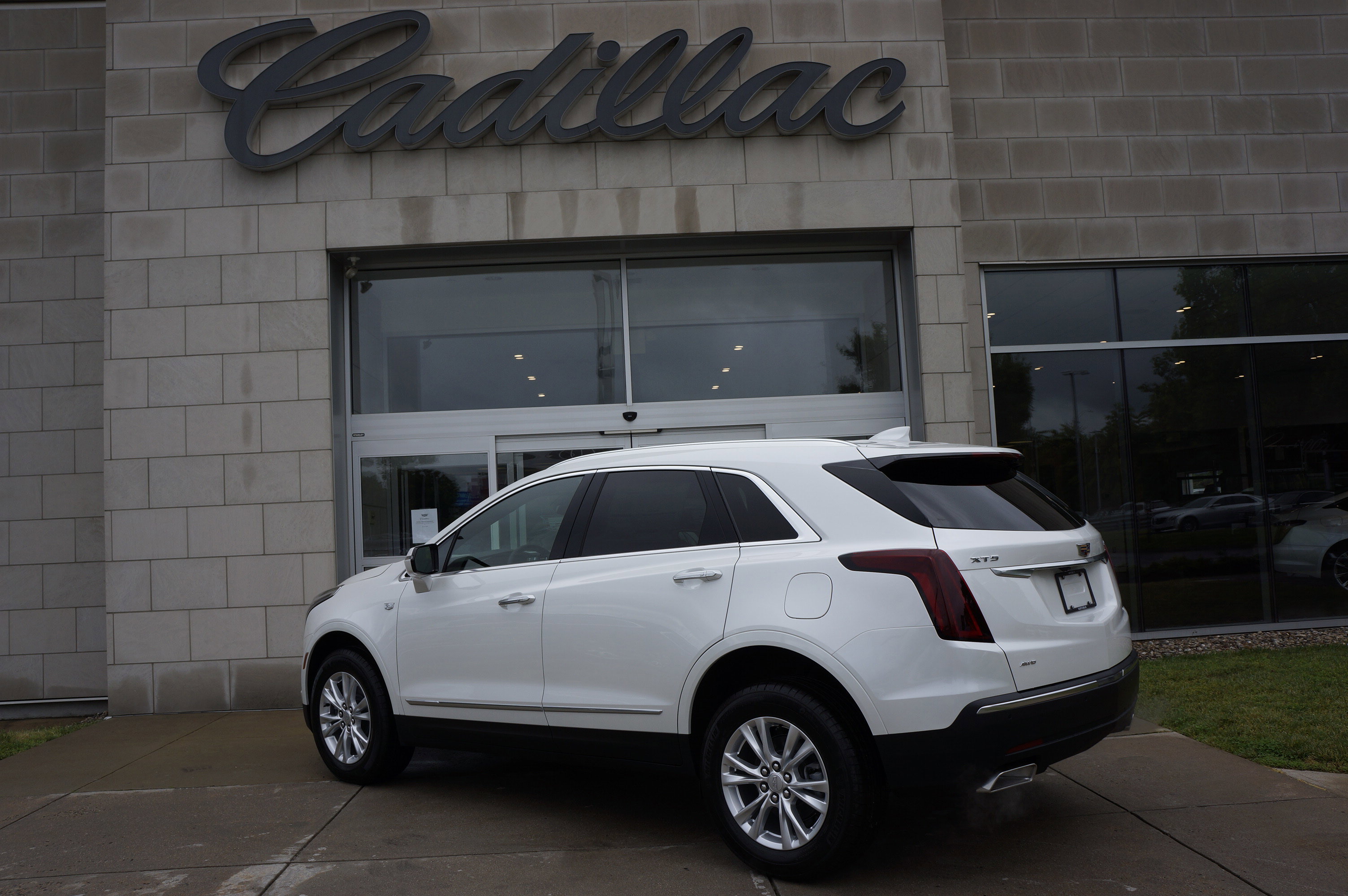 Used 2024 Cadillac XT5 Luxury image 8