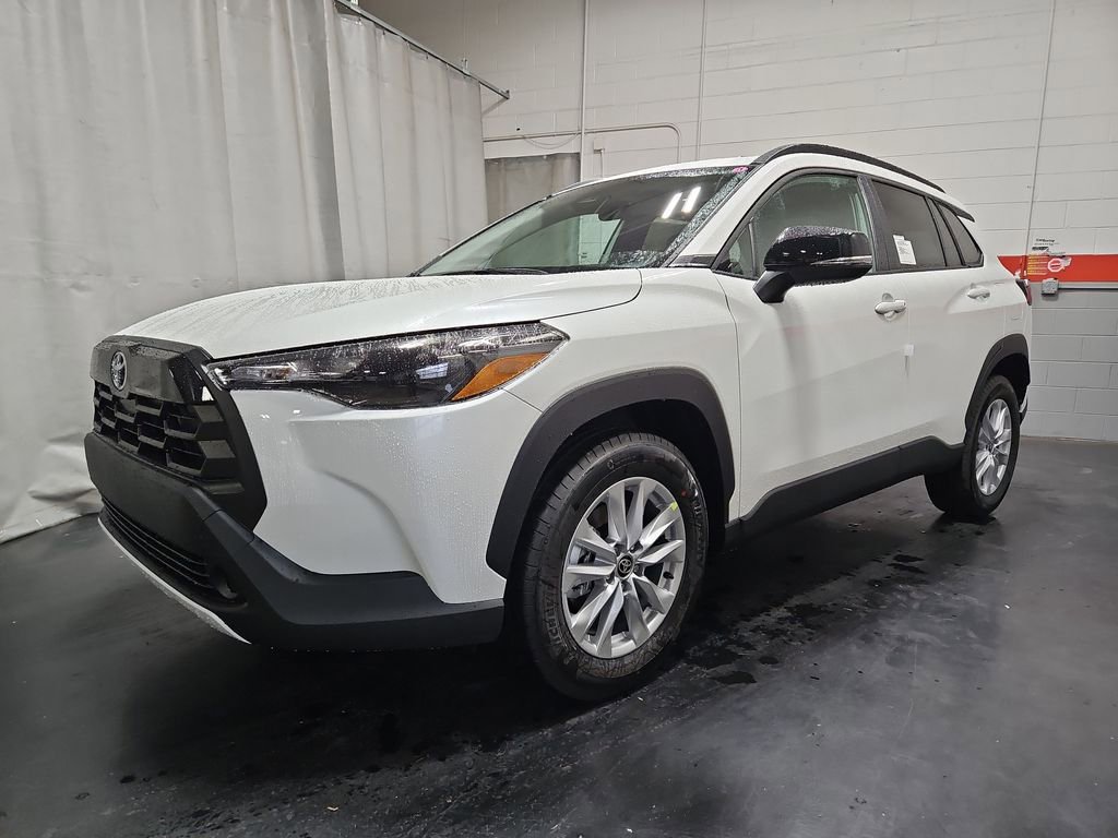 New 2026 Toyota Corolla Cross LE image 4