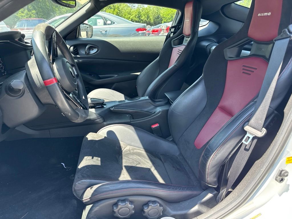 Used 2024 Nissan Z NISMO w/ Floor Mat Package RWD image 5