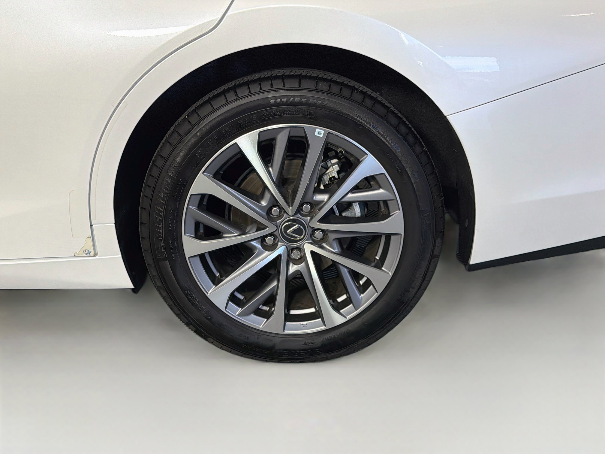 Used 2024 Lexus ES 350 w/ Accessory Package (Z1) FWD image 11