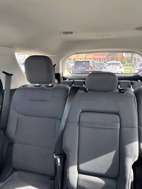 Used 2025 Ford Explorer Active RWD image 13