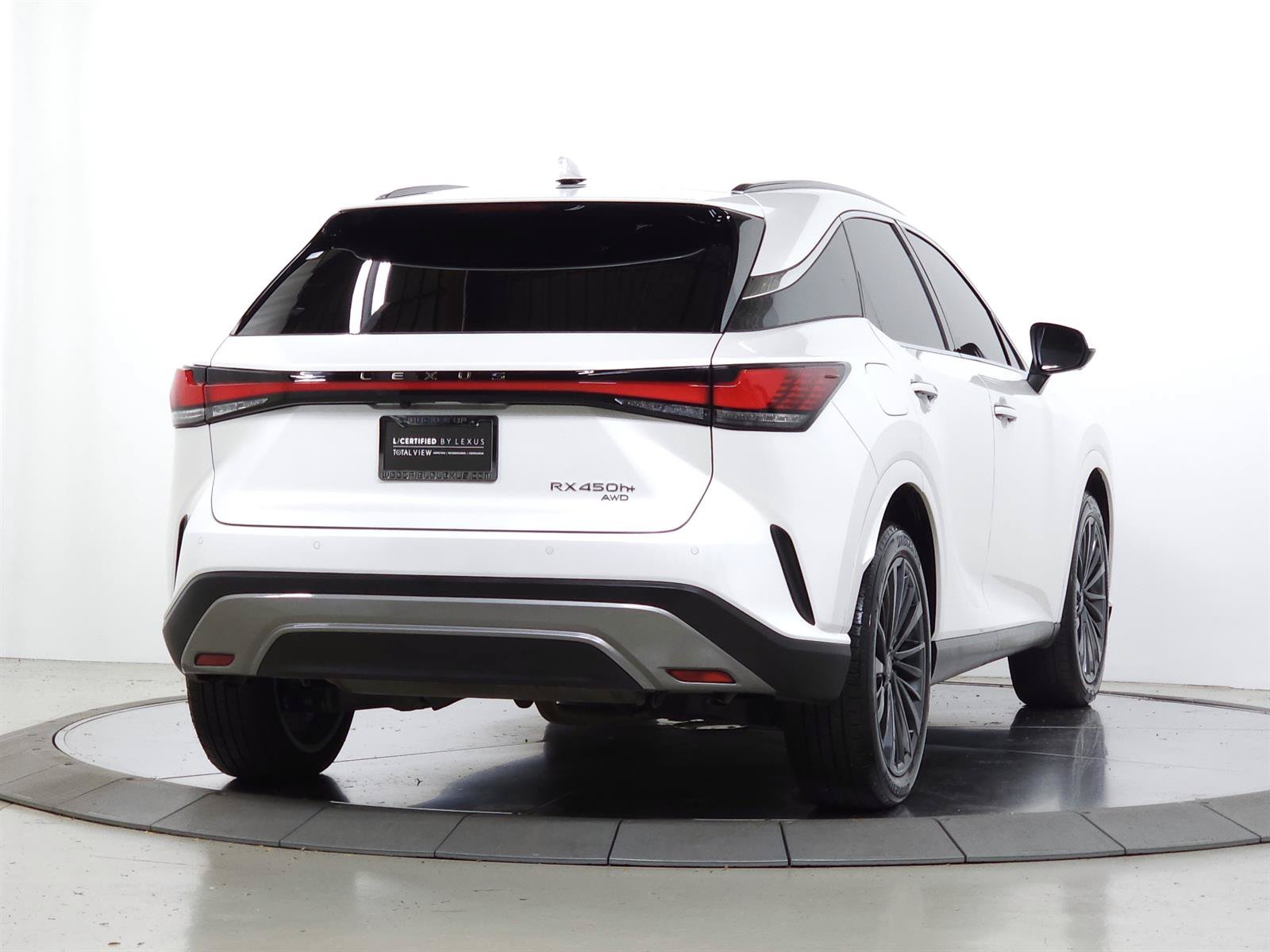 Certified 2026 Lexus RX 450h AWD w/ Convenience Package image 10