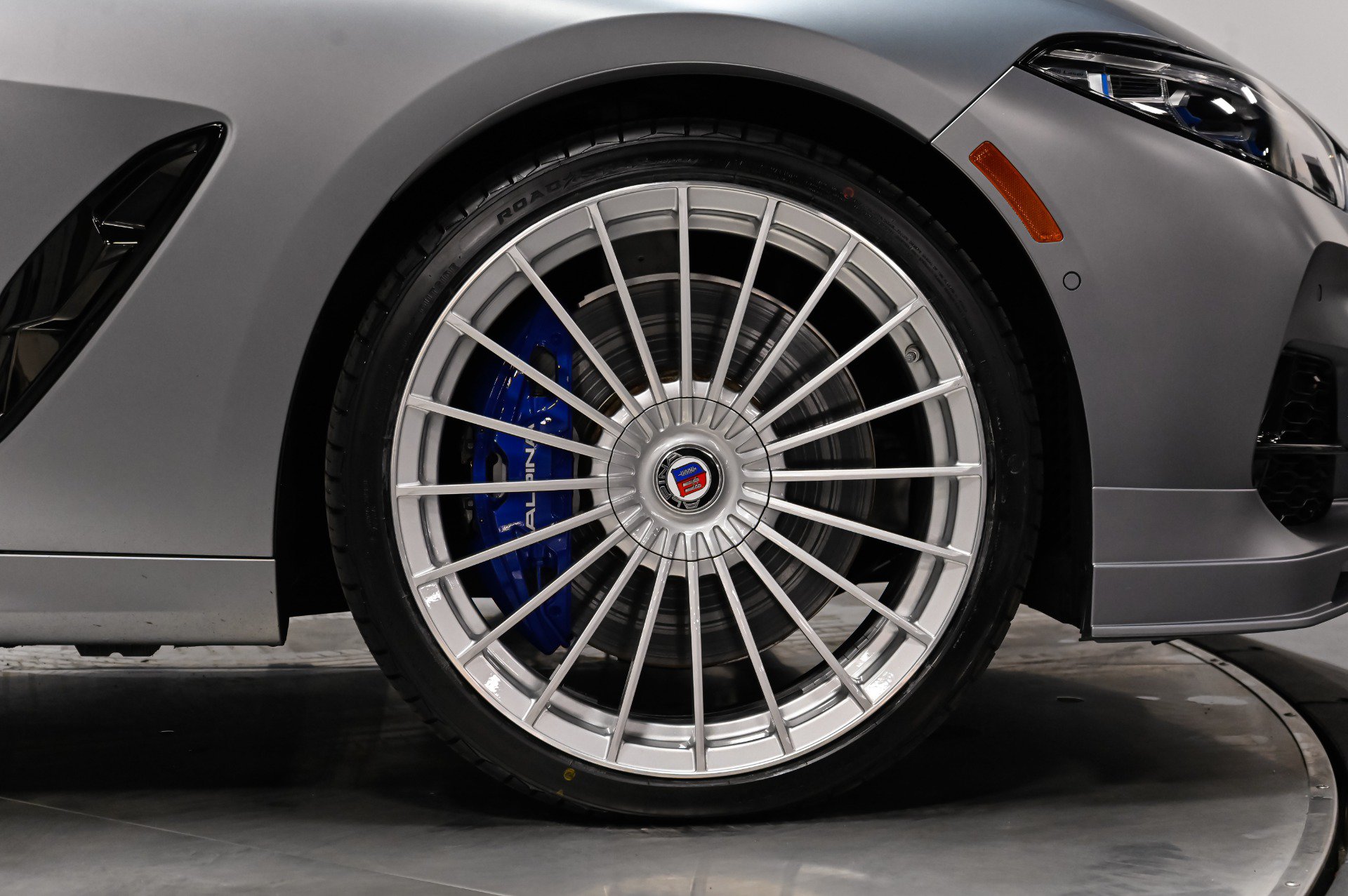 Used 2022 BMW ALPINA B8 xDrive Gran Coupe AWD/4WD image 20