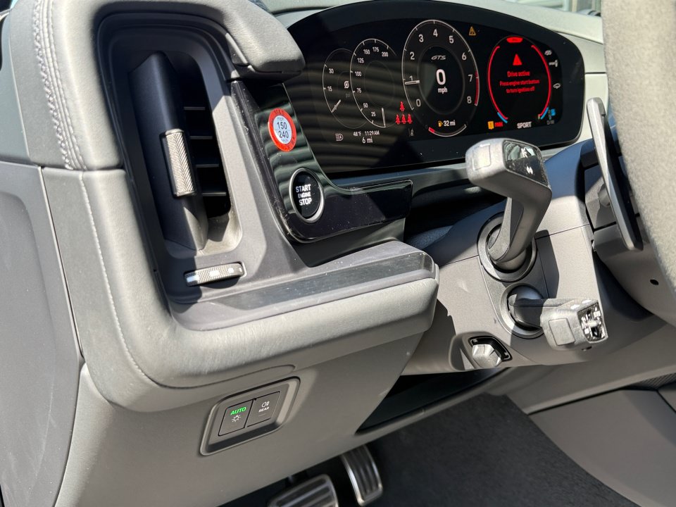 New 2026 Porsche Cayenne GTS AWD/4WD image 23