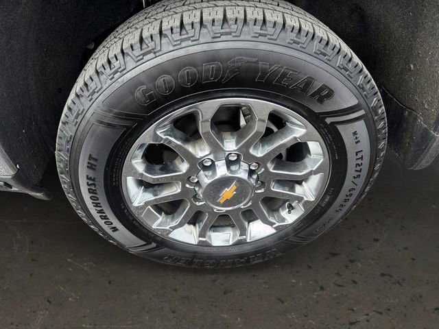 Used 2024 Chevrolet Silverado 2500 LTZ w/ LTZ Convenience Package AWD/4WD image 9