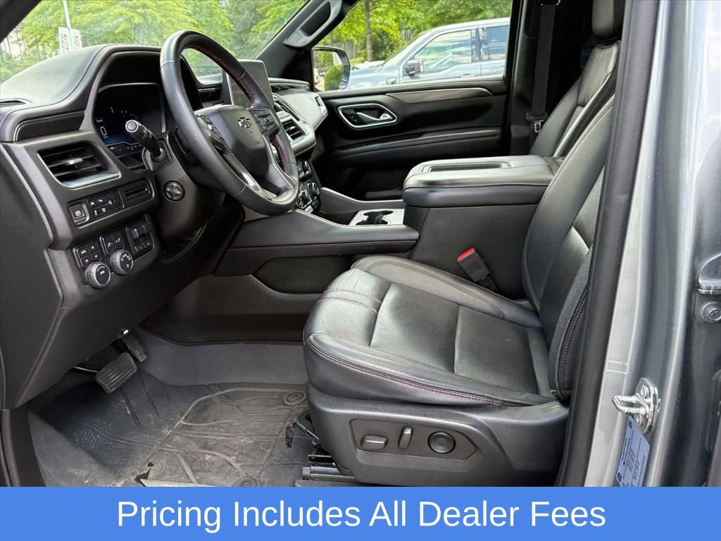 Used 2023 Chevrolet Suburban RST w/ Luxury Package AWD/4WD image 17