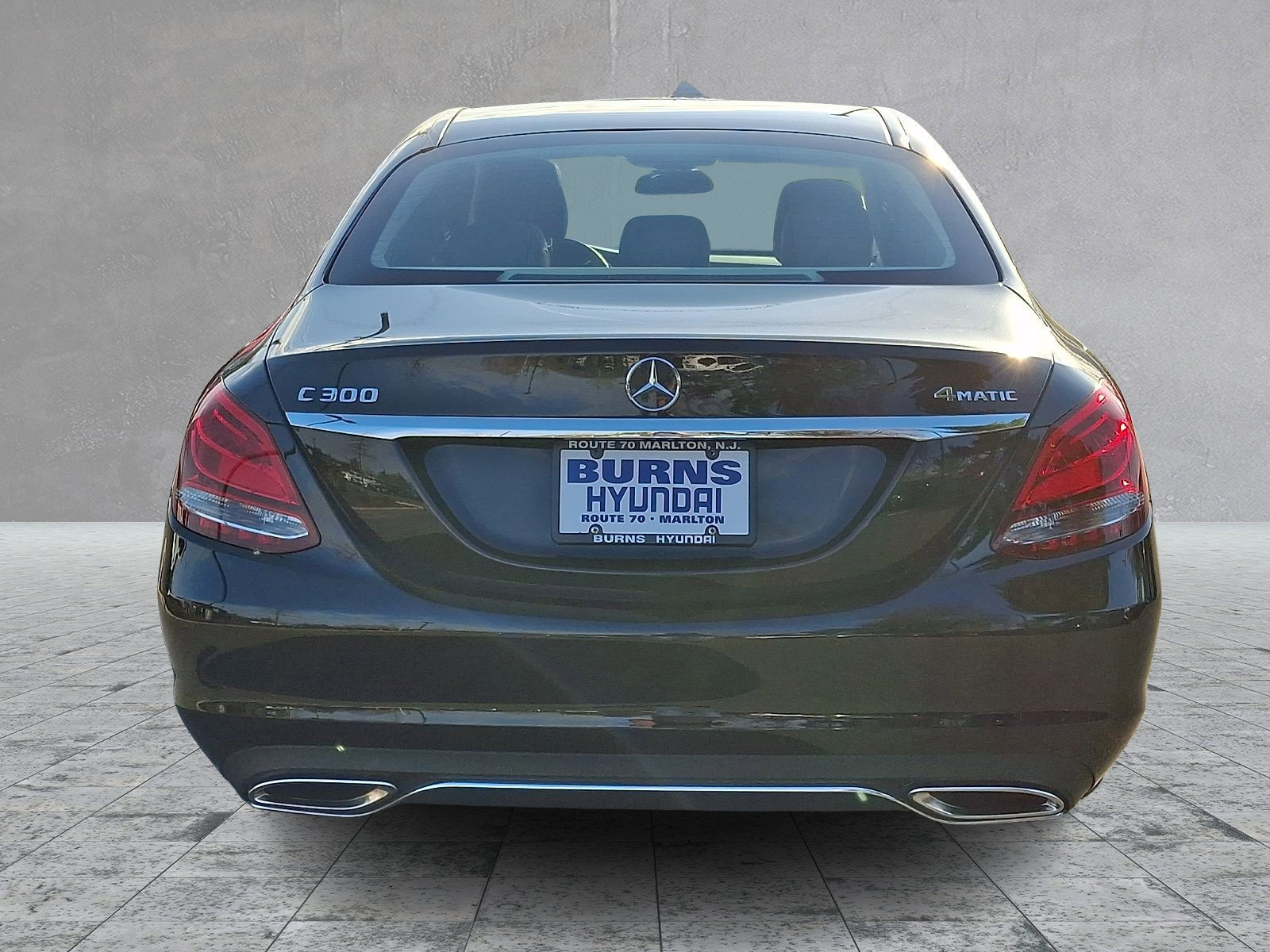 Used 2018 Mercedes-Benz C 300 4MATIC Sedan image 5