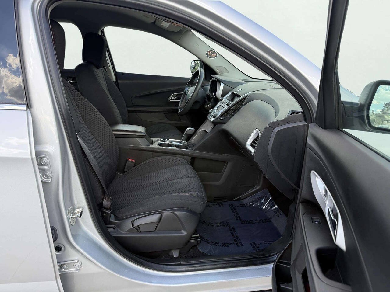 Used 2015 Chevrolet Equinox LS FWD image 12