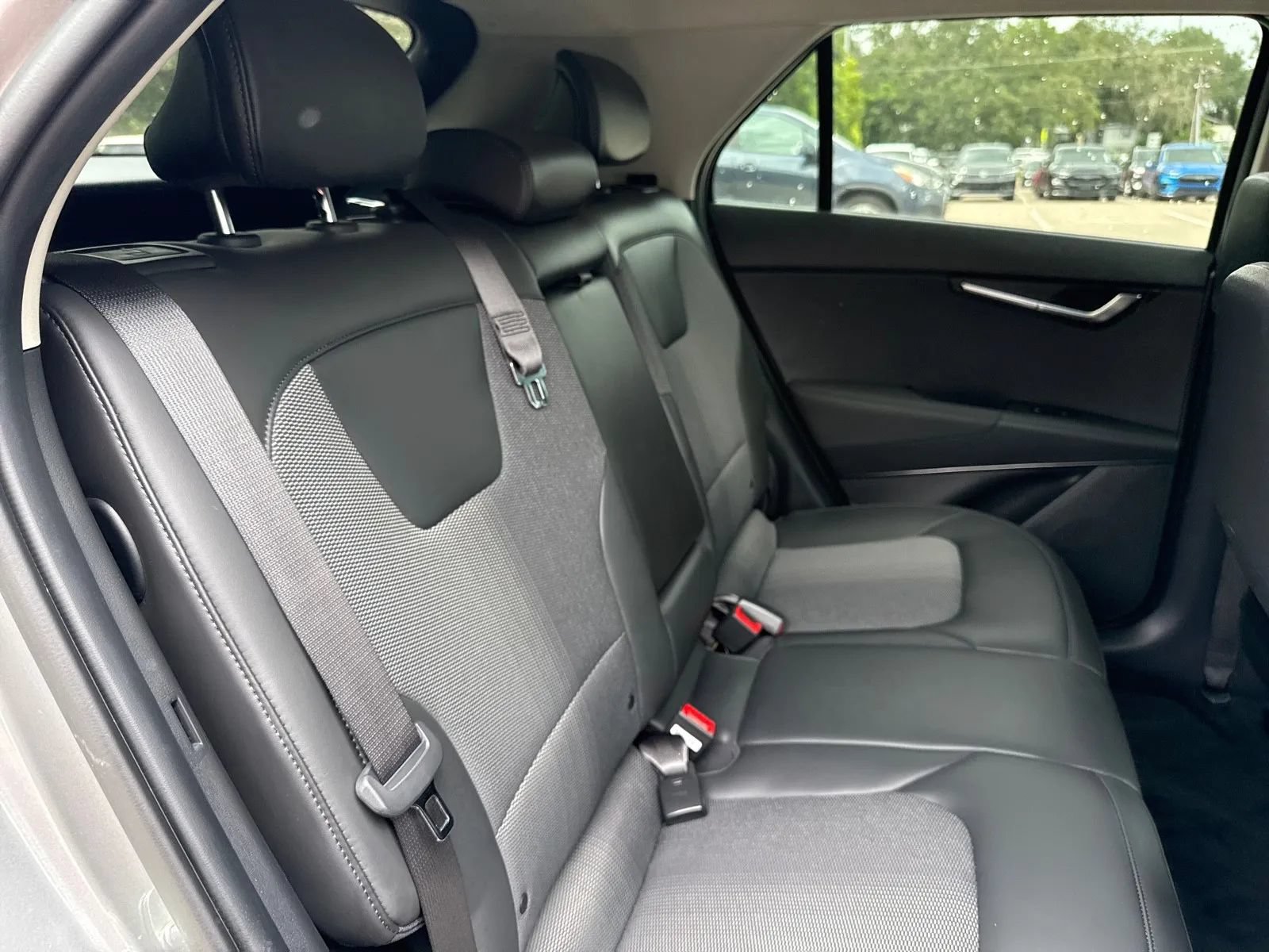 Used 2024 Kia Niro Wind w/ Wind Preserve Package FWD image 14