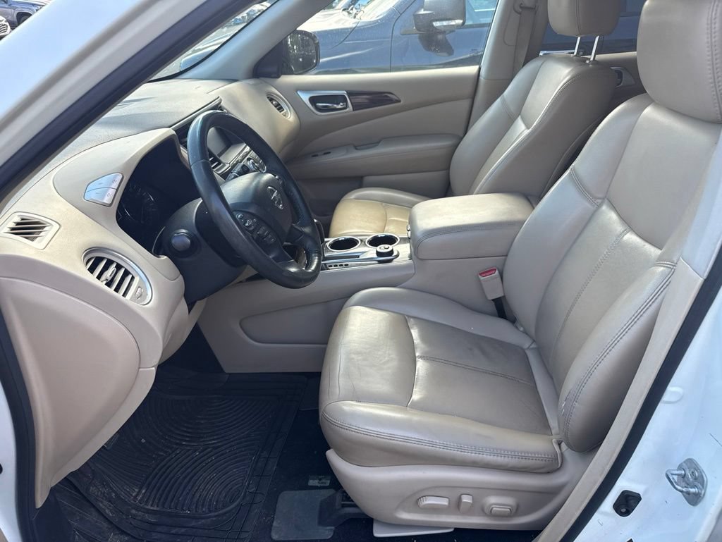 Used 2016 Nissan Pathfinder SL AWD/4WD image 5