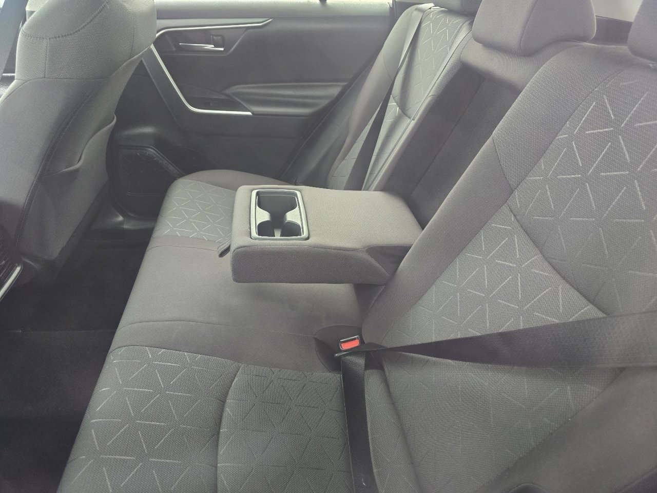 Used 2023 Toyota RAV4 XLE image 14