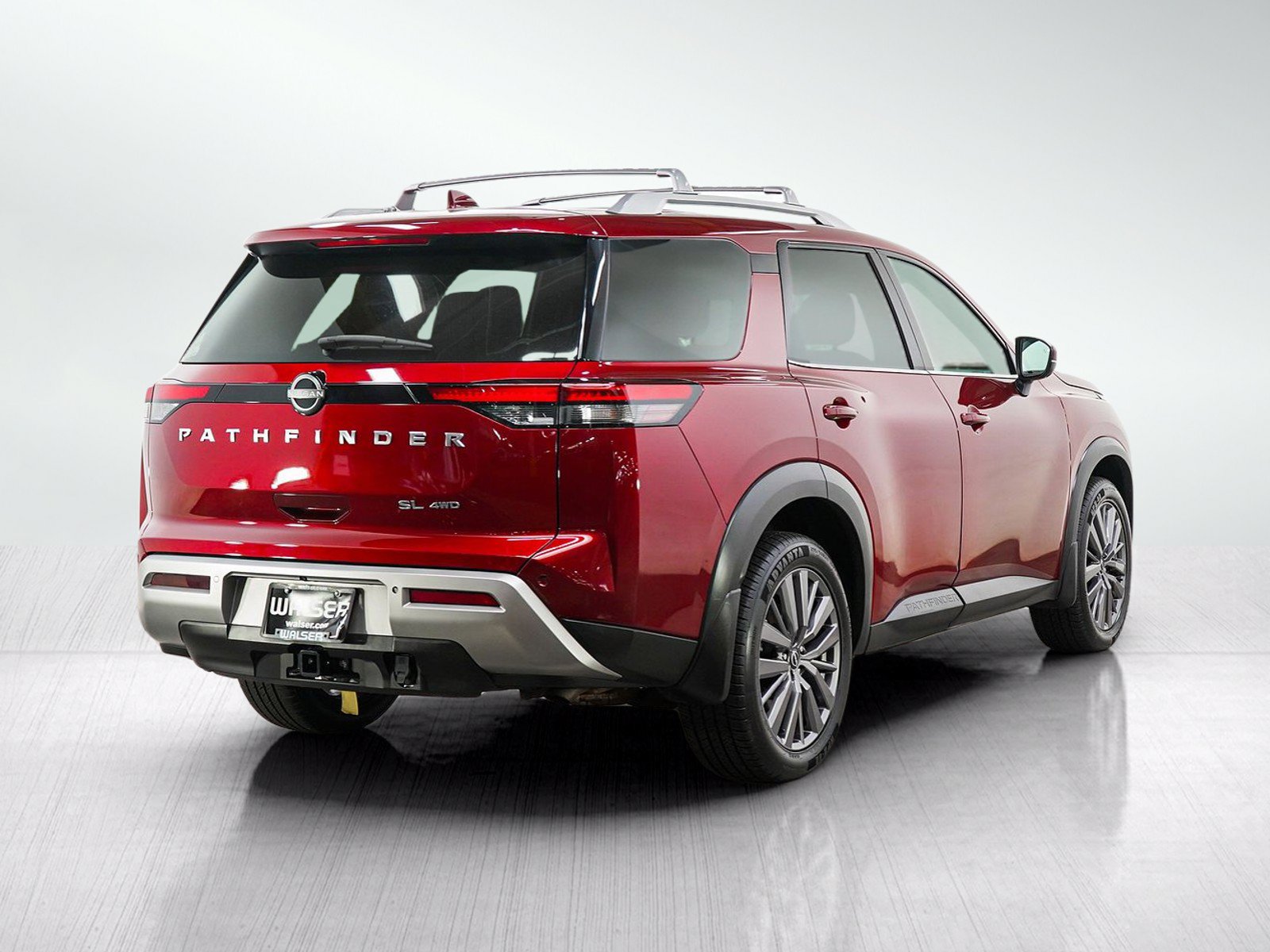 Used 2023 Nissan Pathfinder SL w/ SL Premium Package AWD/4WD image 5