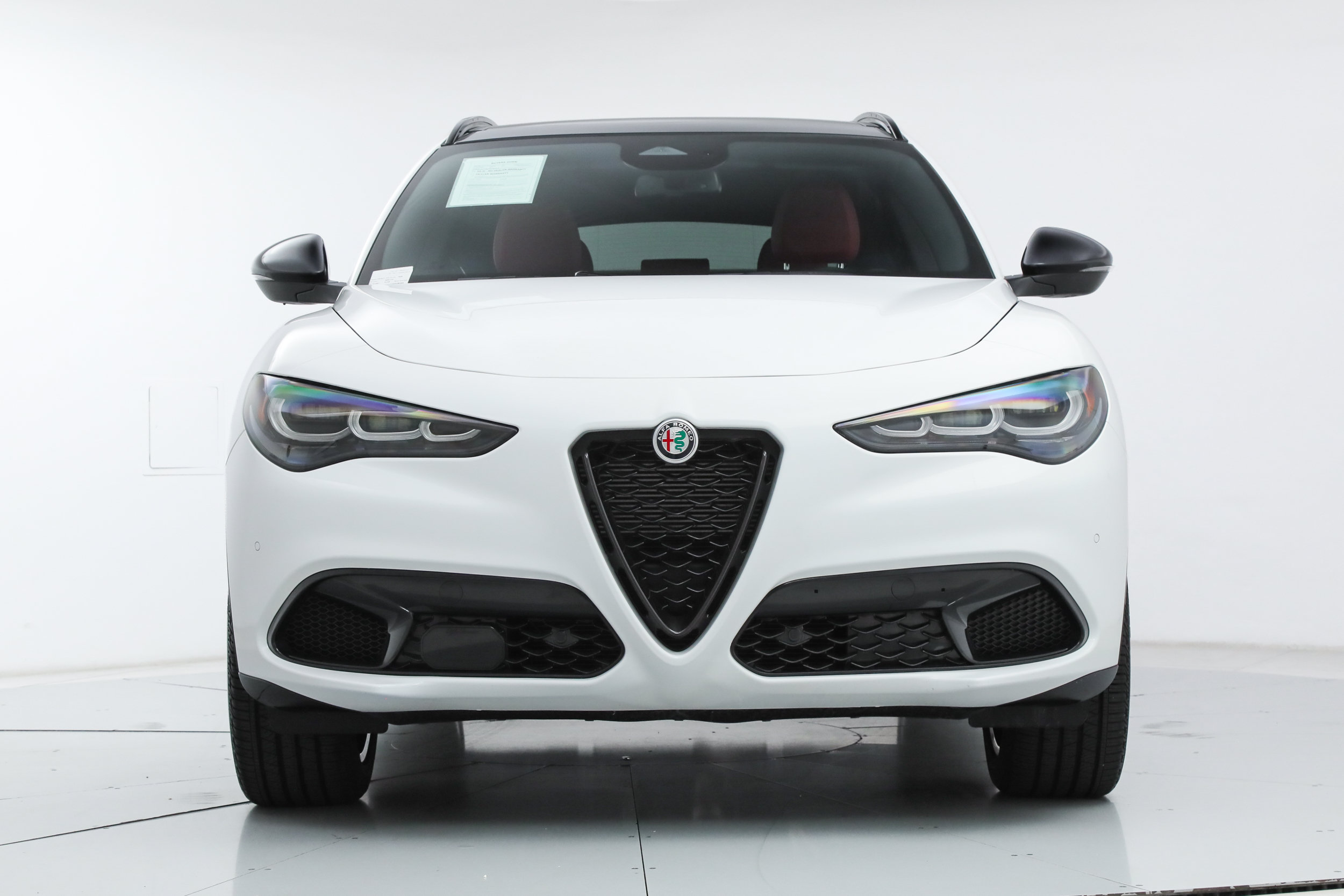 New 2025 Alfa Romeo Stelvio Sprint w/ Veloce Package AWD/4WD image 8