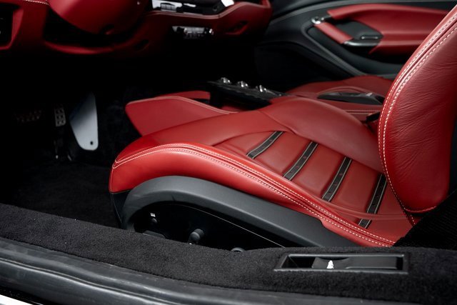 Used 2022 Ferrari F8 Tributo image 24