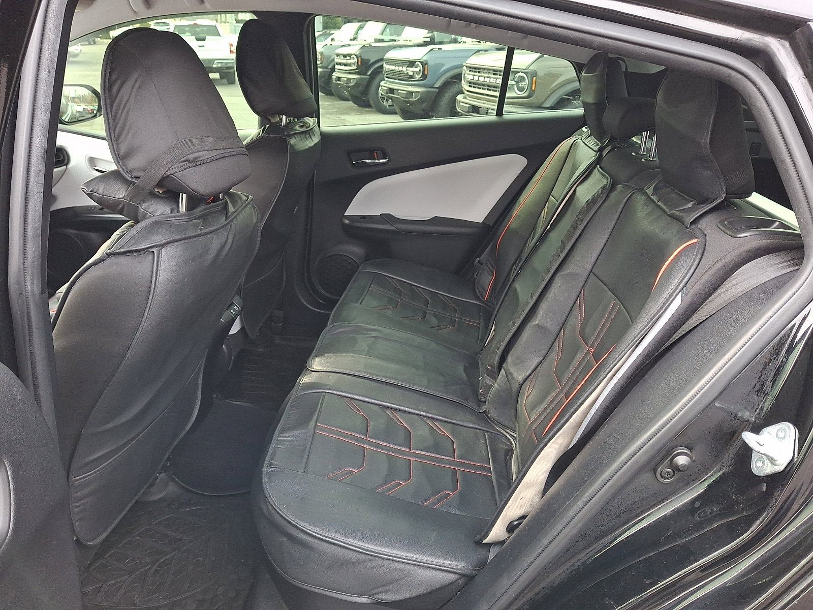 Used 2019 Toyota Prius LE image 10