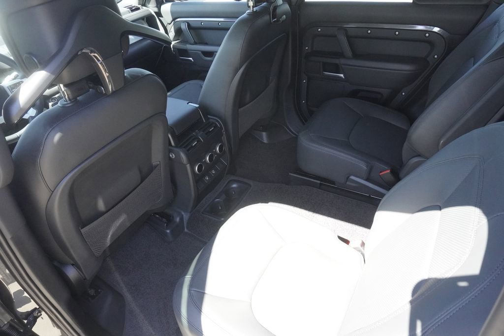 New 2025 Land Rover Defender 130 S image 29