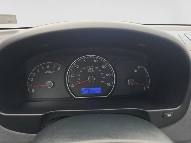 Used 2010 Hyundai Elantra GLS FWD image 14