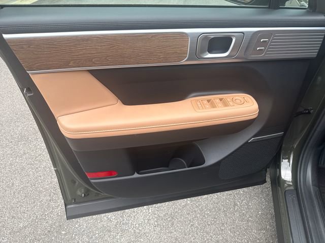 Certified 2025 Hyundai Santa Fe Limited image 10