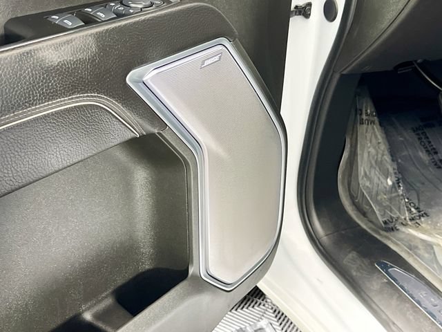 Used 2025 GMC Sierra 3500 Denali AWD/4WD image 13