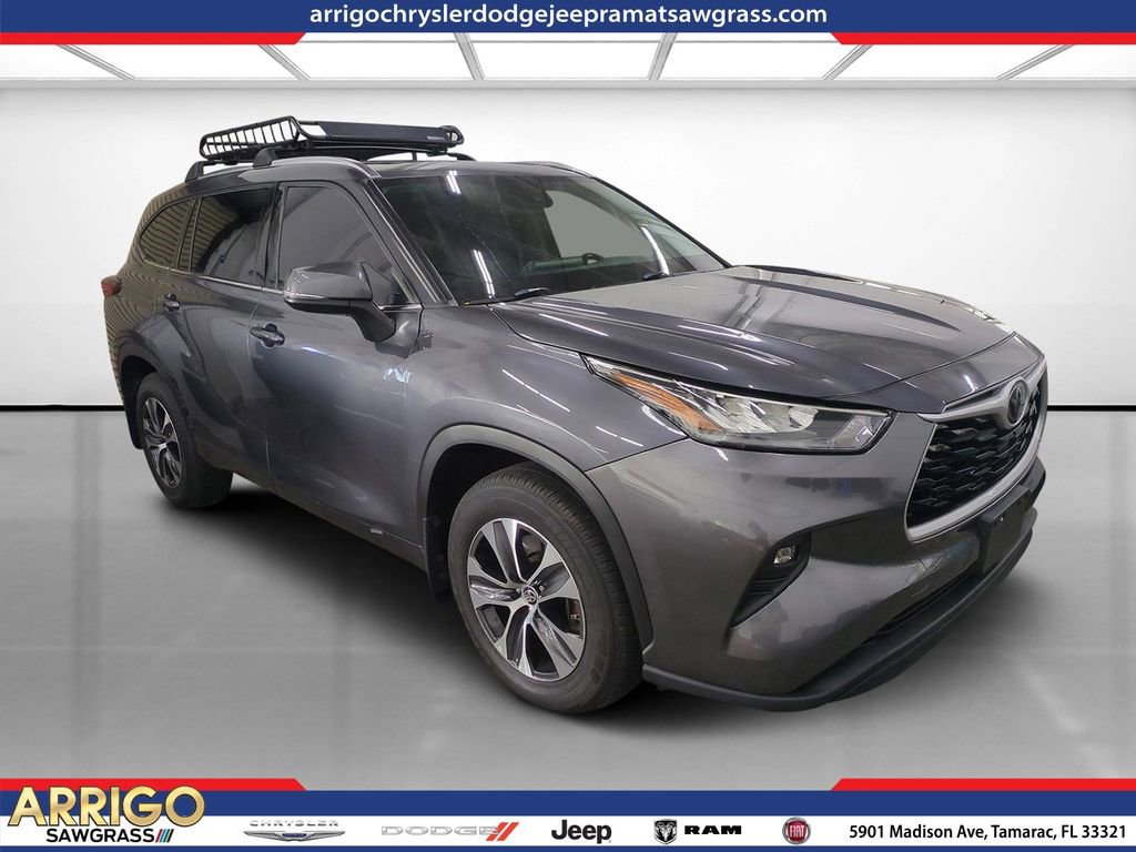 Used 2020 Toyota Highlander XLE