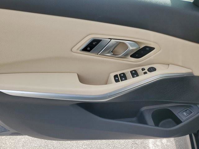 Used 2021 BMW 330i Sedan image 21