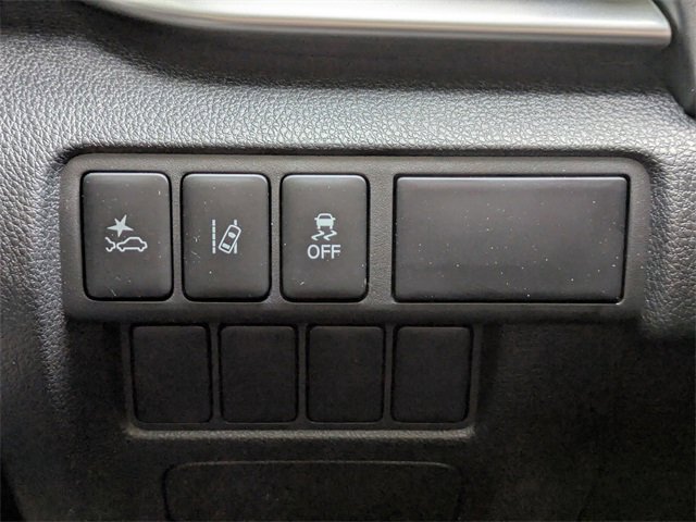 Used 2022 Mitsubishi Eclipse Cross SE image 26