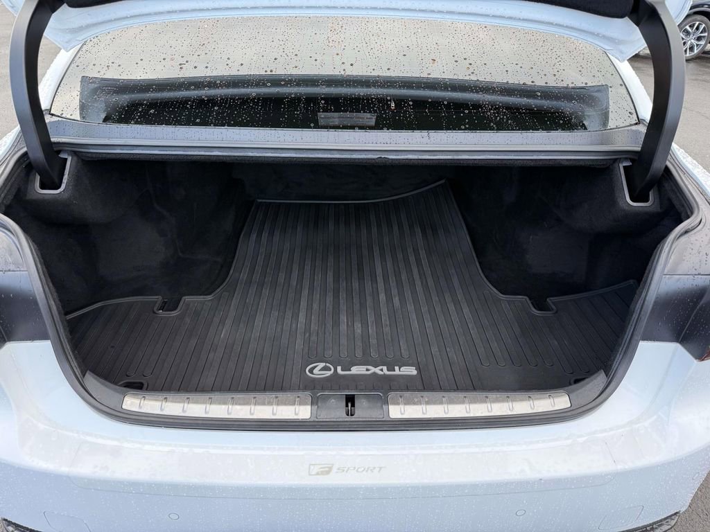 Used 2023 Lexus LS 500 F Sport w/ Cold Weather Package (CK) image 28