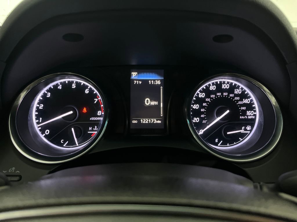 Used 2020 Toyota Camry SE FWD image 61