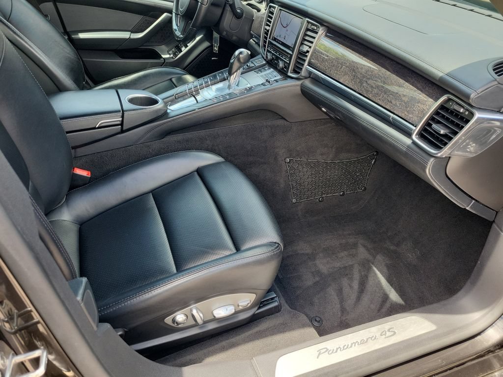 Used 2012 Porsche Panamera 4S image 15