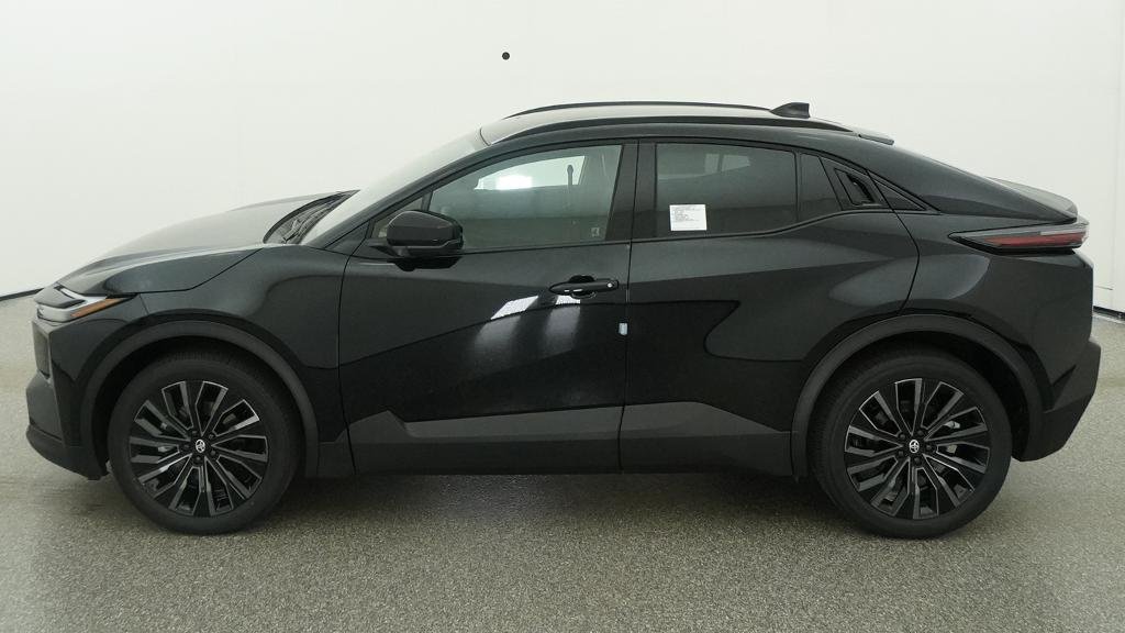New 2026 Toyota C-HR AWD/4WD image 37