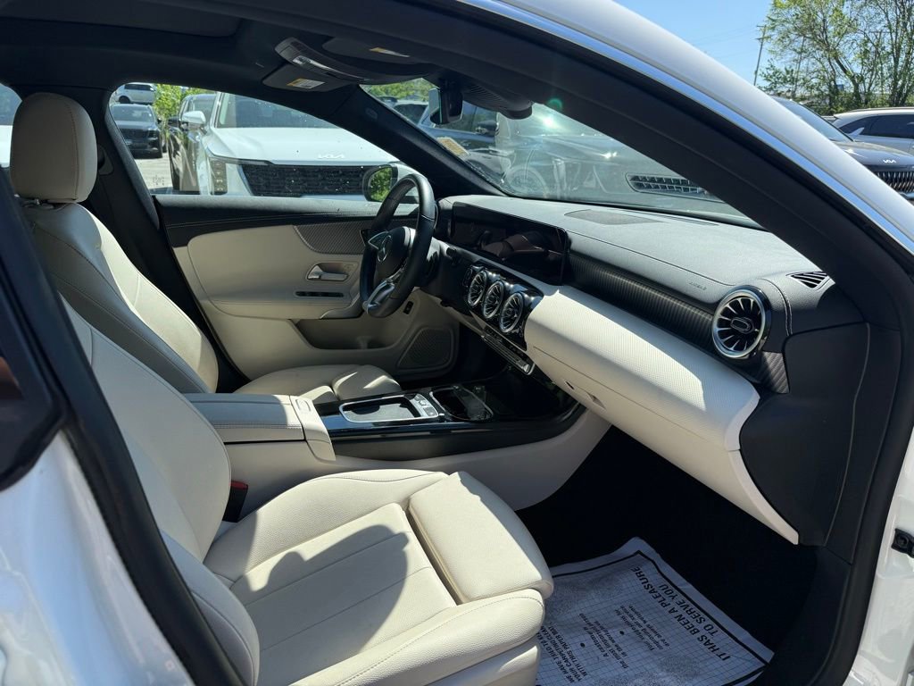 Used 2025 Mercedes-Benz CLA 250 4MATIC image 18