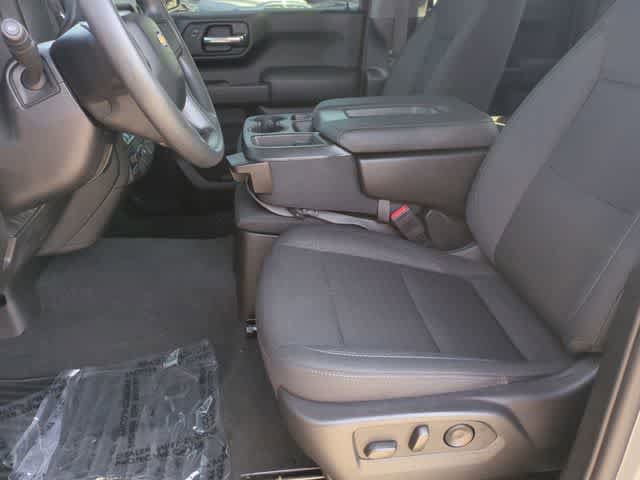 Used 2023 Chevrolet Silverado 1500 Custom image 17