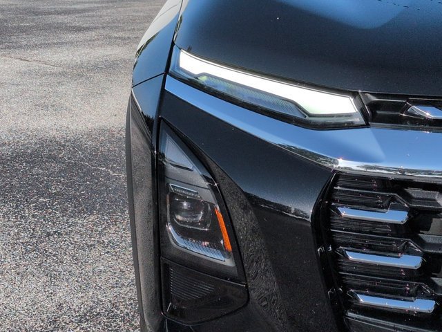 Used 2026 Chevrolet Equinox LT FWD image 9