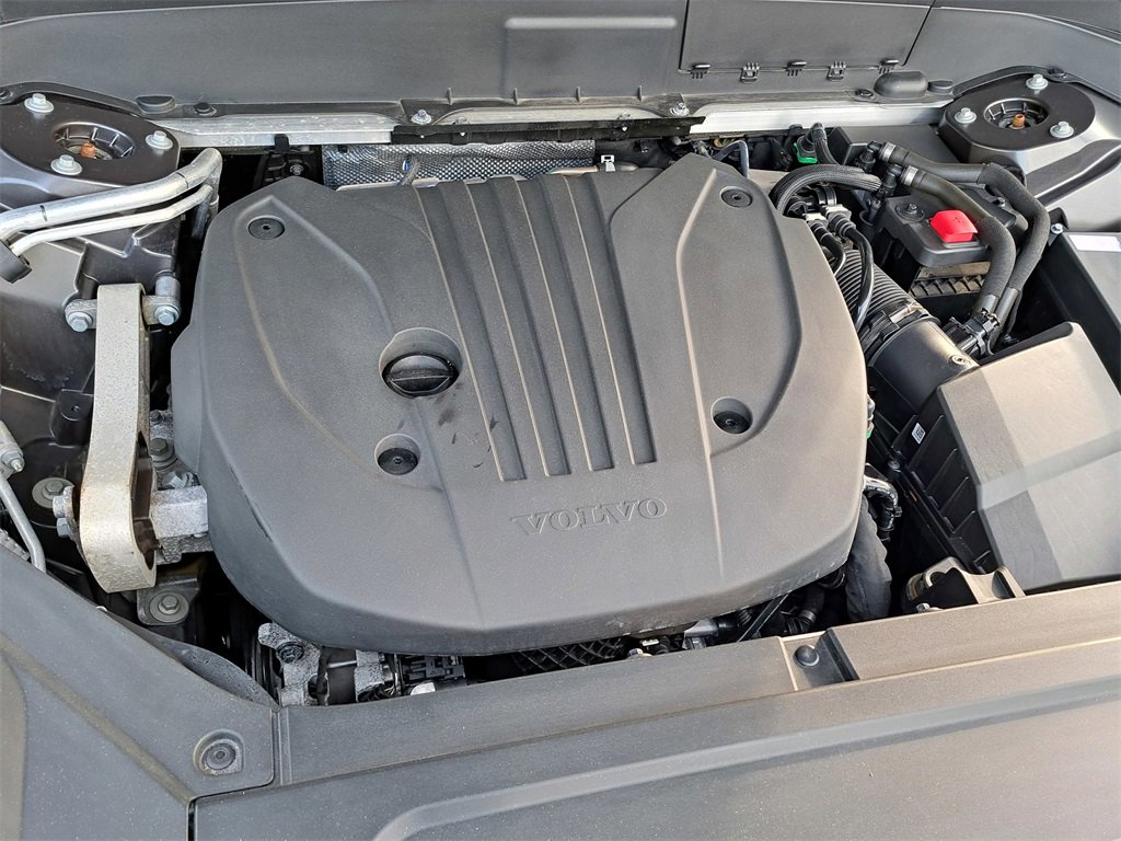 Used 2024 Volvo XC90 B5 Plus w/ Protection Package image 34