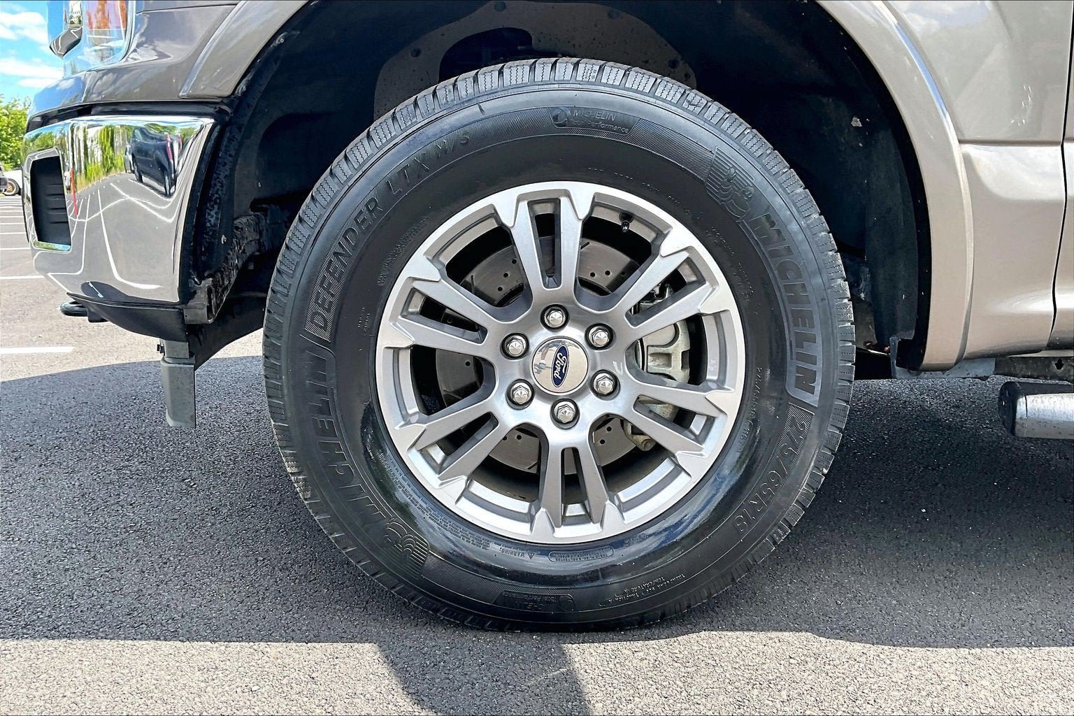 Used 2018 Ford F150 Lariat AWD/4WD image 8