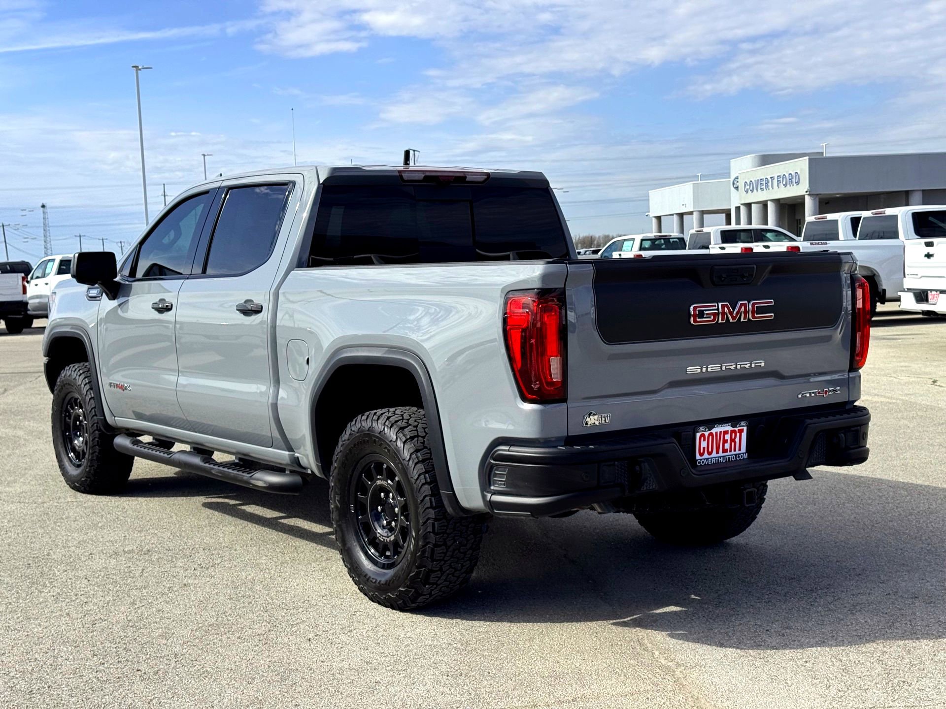 Used 2024 GMC Sierra 1500 AT4X w/ AT4X AEV Edition image 10