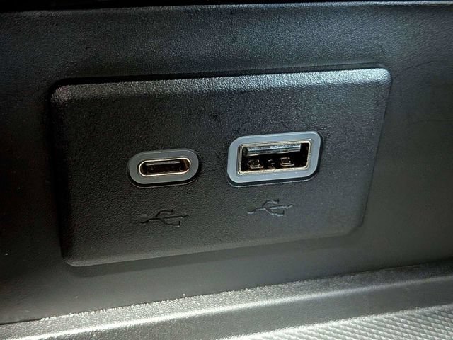 Used 2022 Buick Envision Preferred FWD image 23