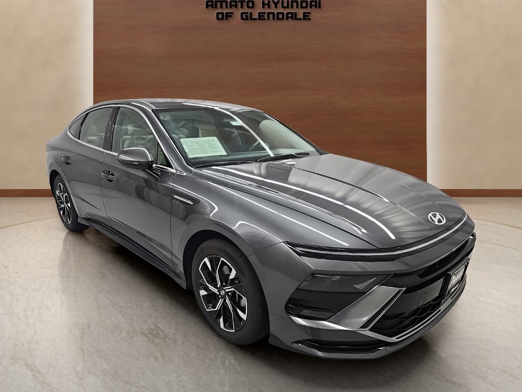Certified 2025 Hyundai Sonata SEL FWD image 8